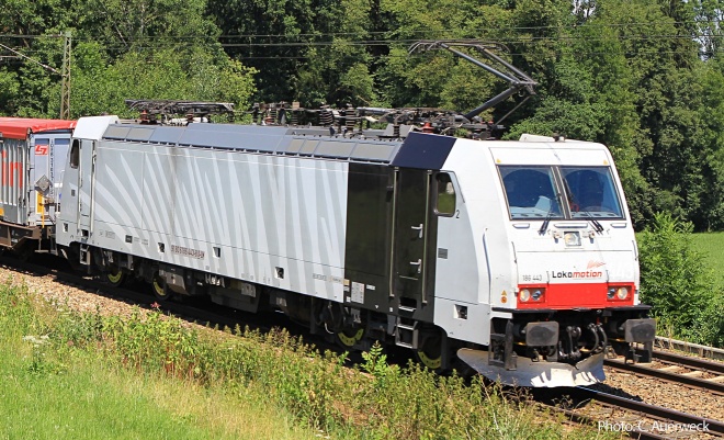Electric locomotive BR 186 443, Railpool<br /><a href='images/pictures/Roco/235118.jpg' target='_blank'>Full size image</a>